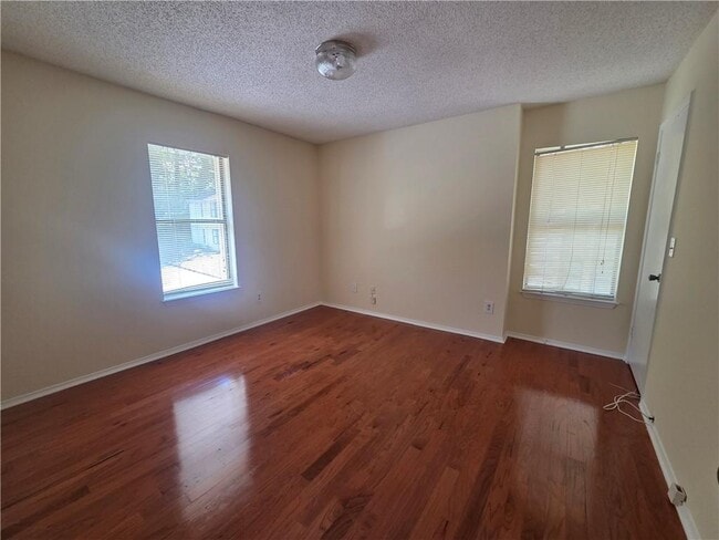 Building Photo - 1204 Old Hammond Chase