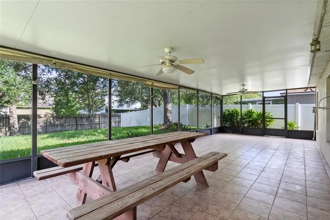 Building Photo - 908 Seneca Falls Dr