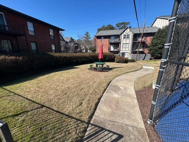 Building Photo - 6851 Roswell Rd