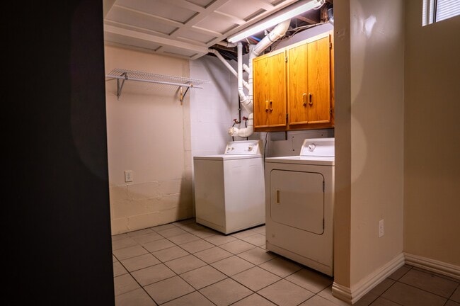 Building Photo - 422 S Michigan Ave