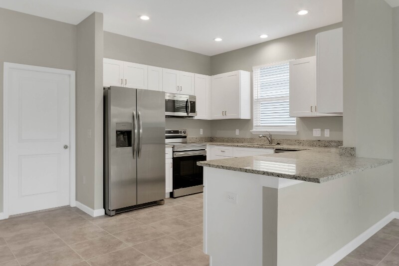 Building Photo - 3751 Watercliff Cir