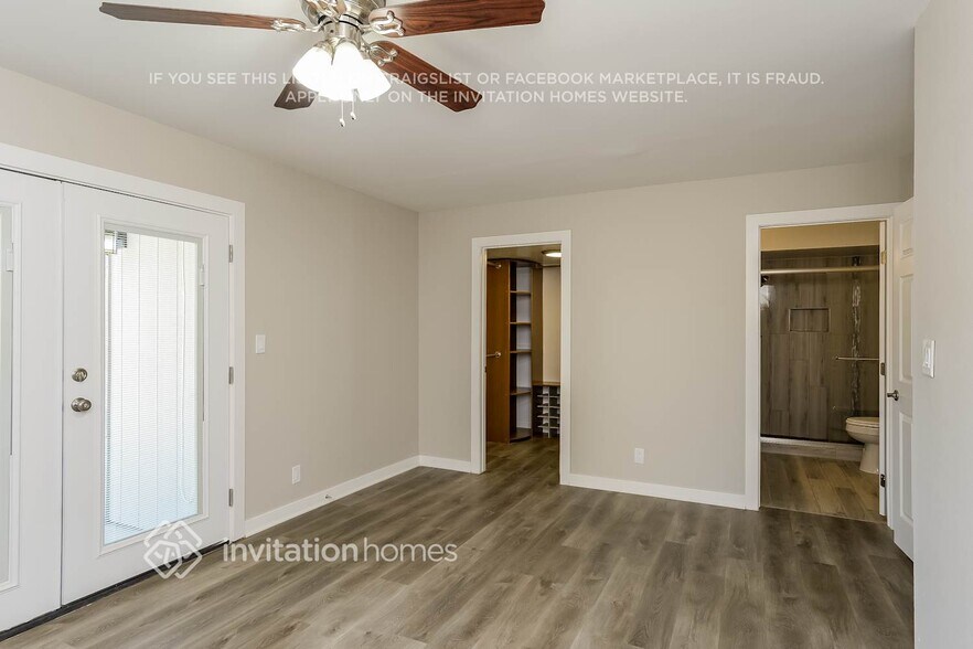 Building Photo - 4844 W Townley Ave