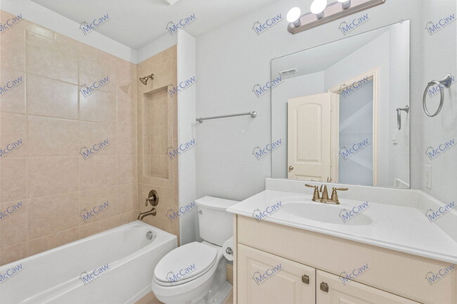 Building Photo - 5595 Lightfoot Ln
