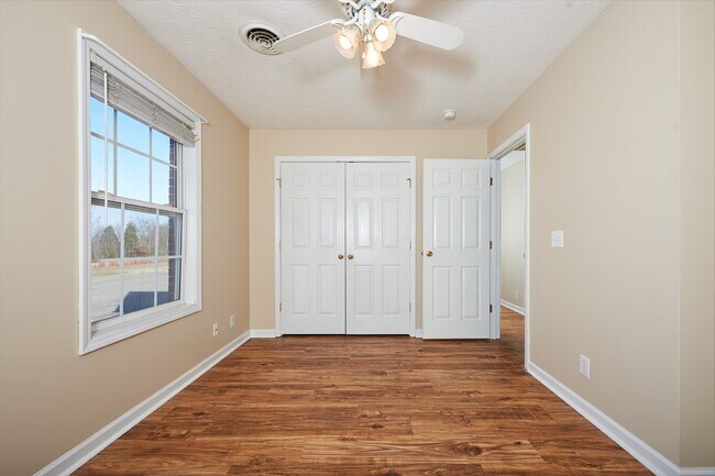 Building Photo - Coming Soon: 2BR, 1 1/2BA condo