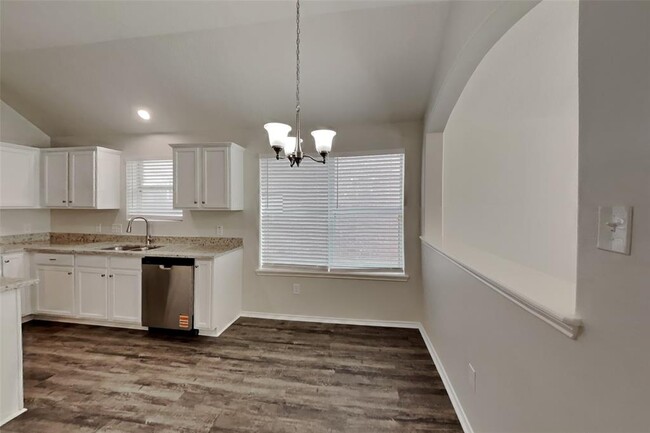 Building Photo - 21414 Mission Falls Dr