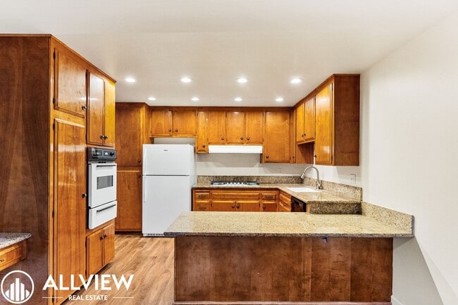 Building Photo - 16651 Tunstall Ln