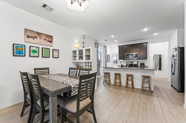 Building Photo - 23026 Undertaken Path