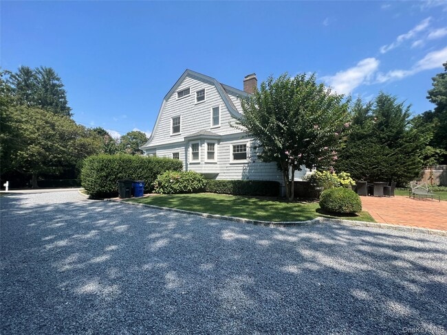 Building Photo - 36 Midland St