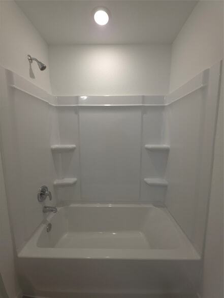 Building Photo - 26710 Sunrise Dr