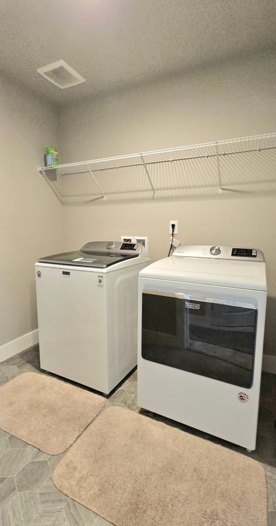 Building Photo - Terrific 2bedbroom in Tehaleh Community (C...