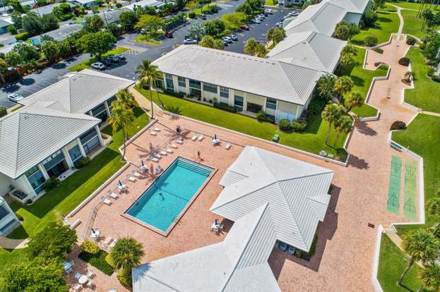 Building Photo - 175 SE St Lucie Blvd