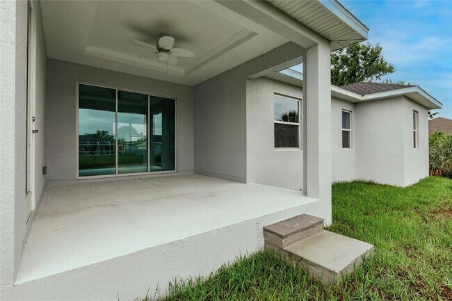 Building Photo - 236 Long Meadow Ln S