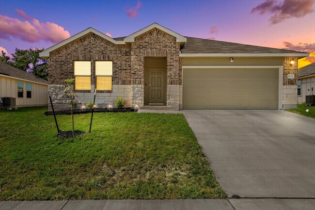 Building Photo - 9705 Kensley Rose Dr
