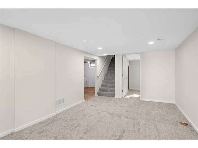 Building Photo - 6724 Scott Ave N