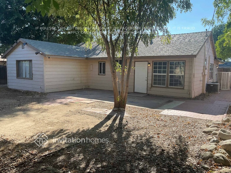 Building Photo - 11240 Gaviota Ave