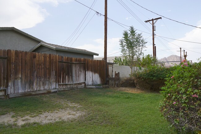 Building Photo - 51815 Avenida Martinez
