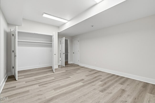 Building Photo - 1504 Homestead Rd