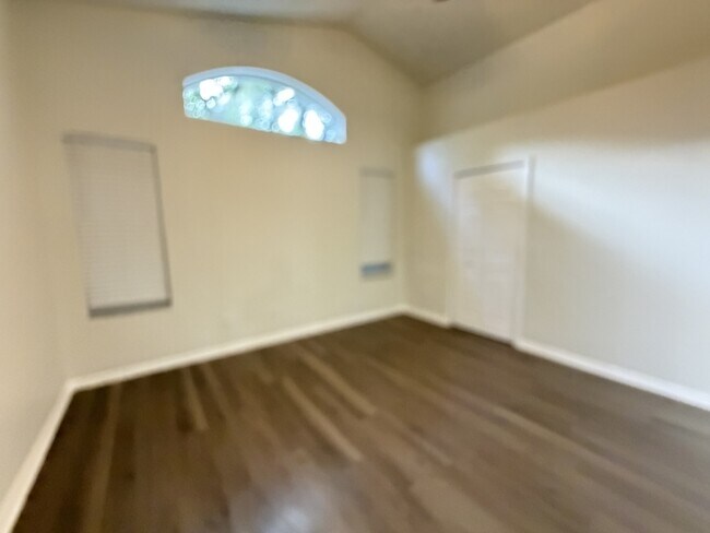 Building Photo - 10131 Rivers Trail Dr