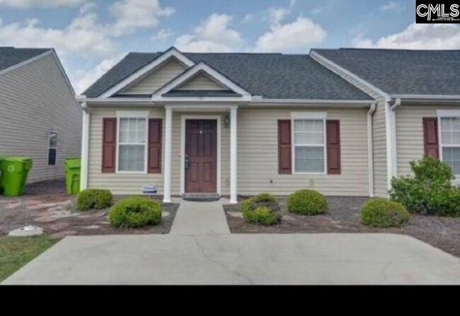Primary Photo - 151 Larkspur Ln