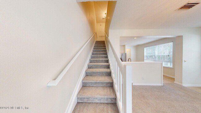 Building Photo - 8498 Climbing Ivy Trail S