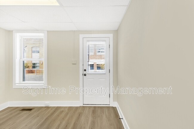 Building Photo - 152 E South St