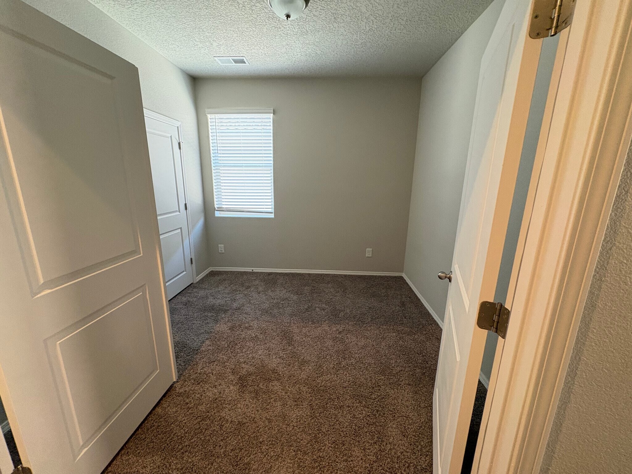 Building Photo - 1741 Nicho Ct NW