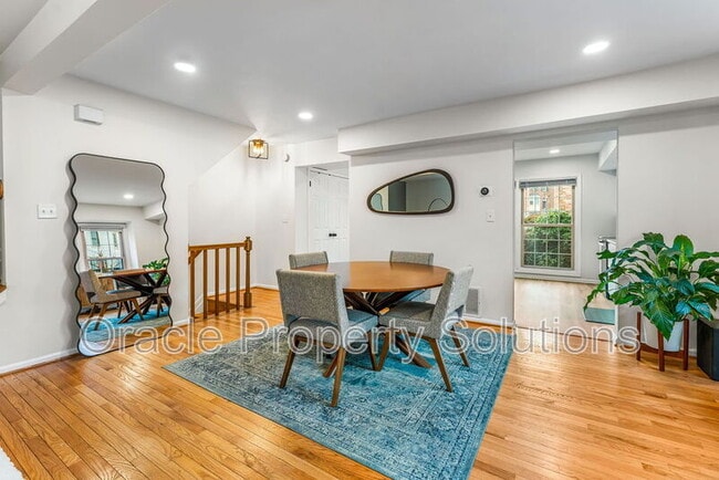 Building Photo - 5461 Grove Ridge Way