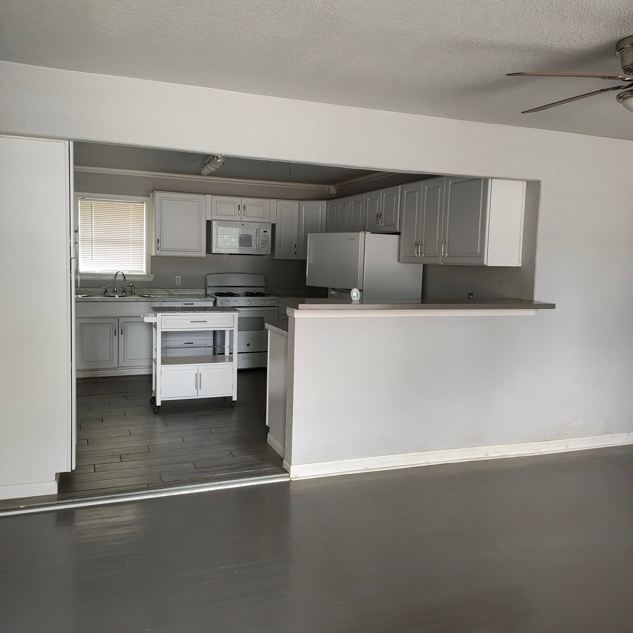 Building Photo - 2106 Brantley Ave