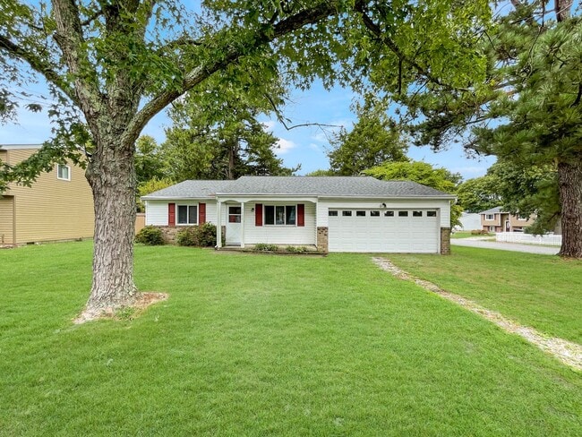 Primary Photo - Beautiful 3-Bedroom, 1.5-Bath Rancher on C...