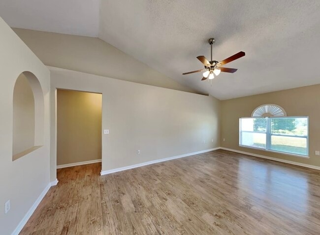 Building Photo - 3643 Wellington Pl