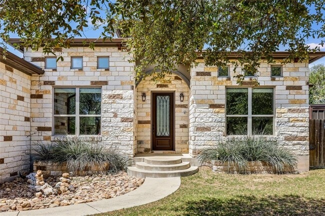 Building Photo - 21434 Lakefront Dr