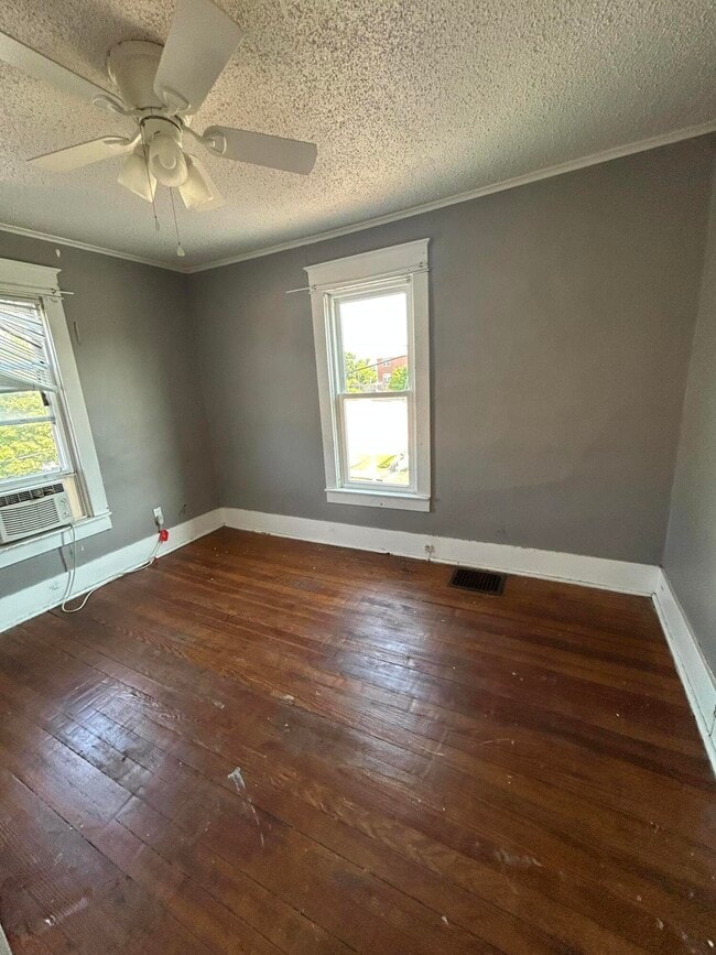 Building Photo - 1312 Wilson Ave