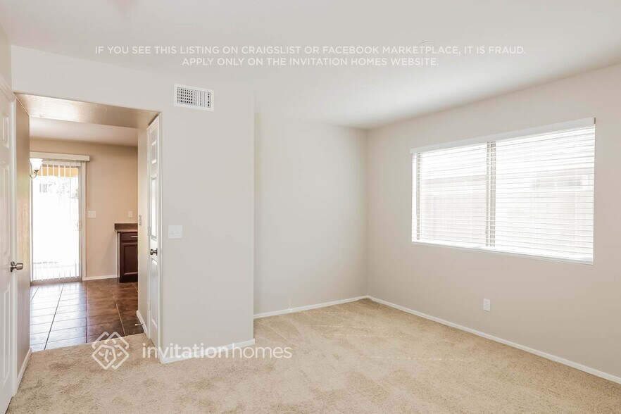 Building Photo - 1906 W Appaloosa Way