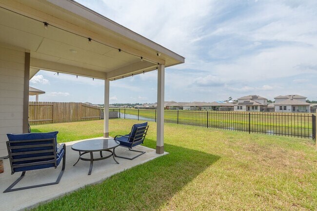 Building Photo - 14657 E Pine Heart Dr