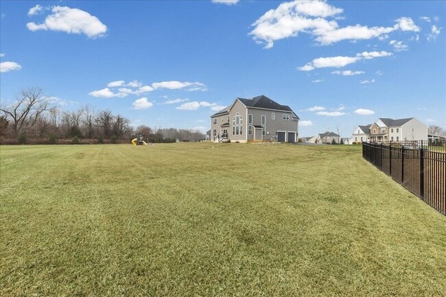 Building Photo - 8 Katie Dr