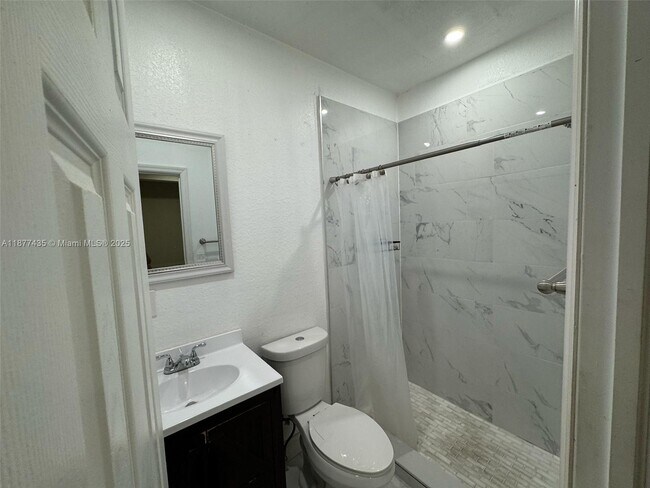 Building Photo - 1500 SW 152nd Pl