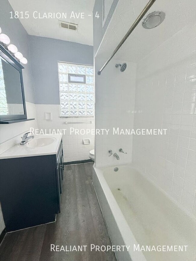 Building Photo - 1815 Clarion Ave