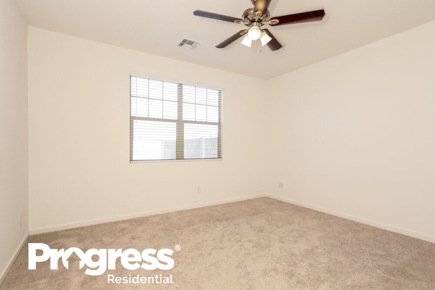 Building Photo - 11010 W Luxton Ln