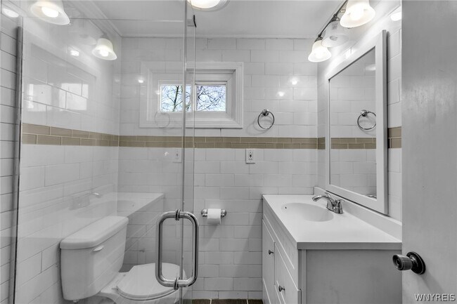 Building Photo - 4098 Bailey Ave