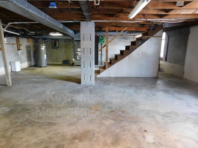 Building Photo - 277 Skyview Cir