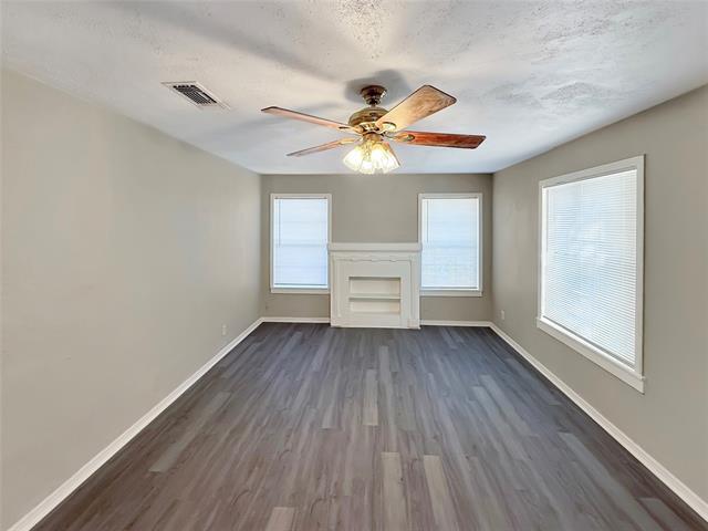 Building Photo - 4924 Penrose Ave