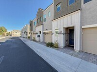 Building Photo - 2269 W Echo Ln