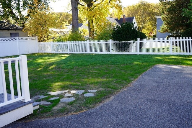 Building Photo - 37 Charnock St