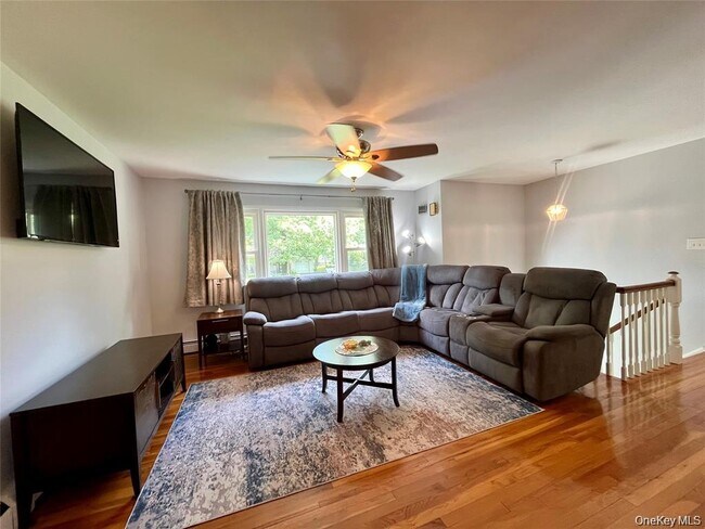 Building Photo - 33 Island View Ave