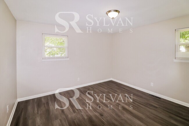 Building Photo - At Last, This Is What You Have Been Searching For!