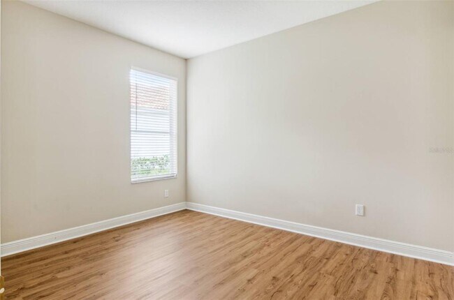 Building Photo - 10222 Arbor Side Dr