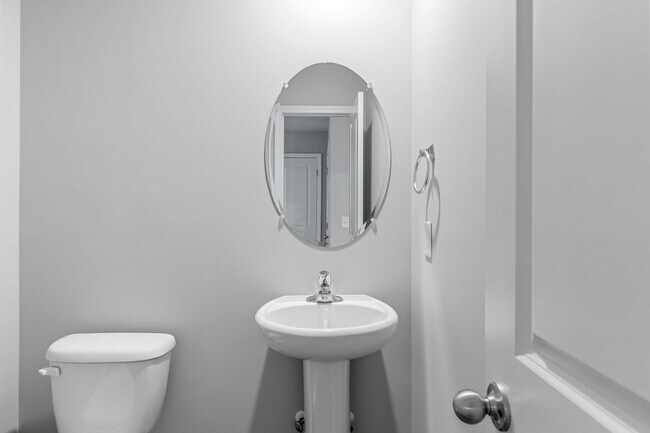 Building Photo - Newer Home in Reedy Fork, So Many Upgrades, SS Appliance, Loft, Garage, Fenced!