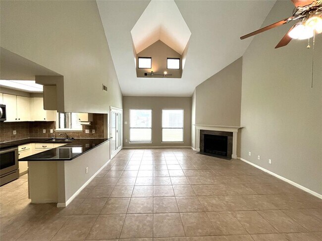 Building Photo - 4144 Greystone Way