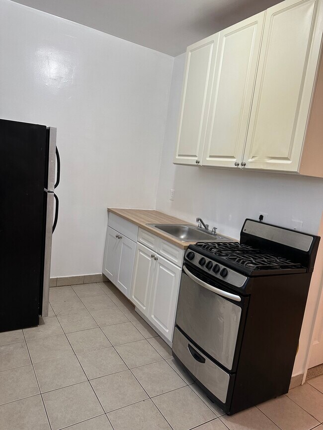 8 Eaton Pl 8 Eaton Pl East Orange NJ 07017 Apartment Finder
