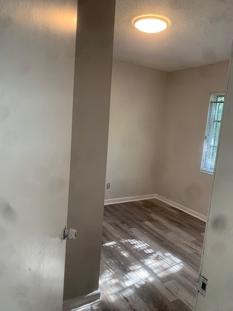 Building Photo - 1570 W 31st St